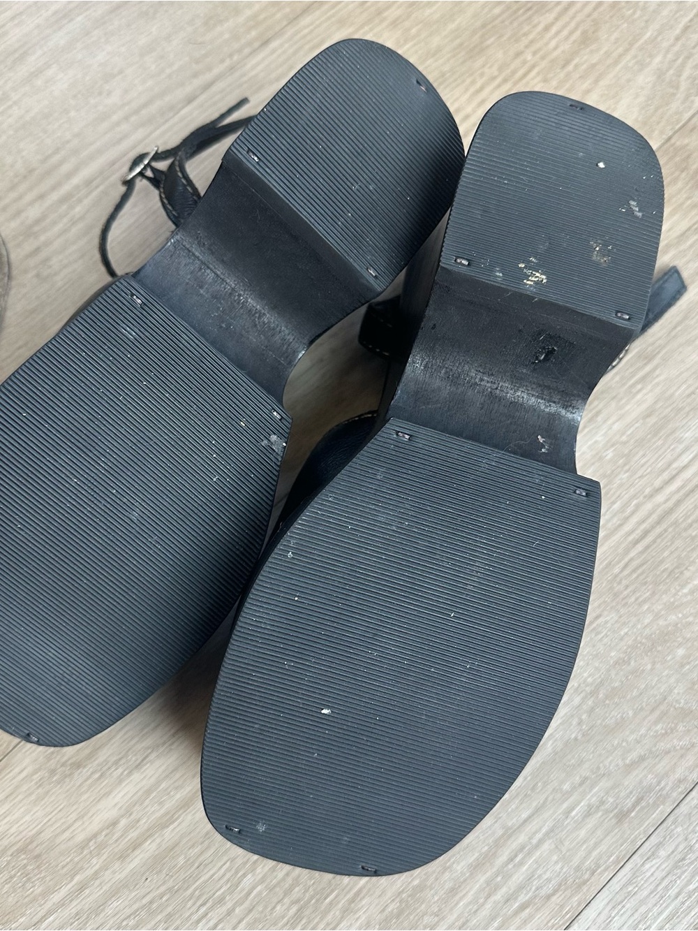 Vintage MIA Platform Clog Sandals - Picture 5 of 6
